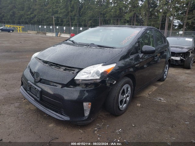JTDKN3DU3E0382427 Toyota Prius Three