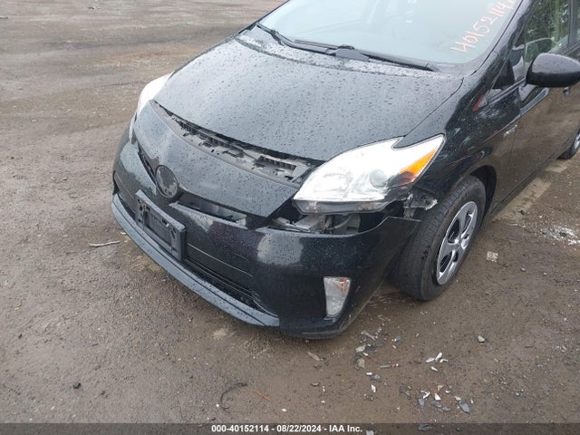JTDKN3DU3E0382427 Toyota Prius Three