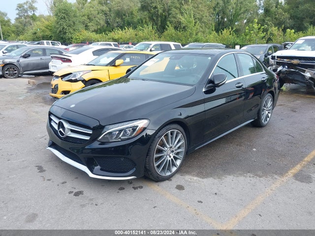 55SWF6GB2FU028894 Mercedes-Benz C 400 4matic