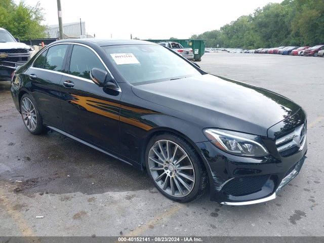 55SWF6GB2FU028894 Mercedes-Benz C 400 4matic