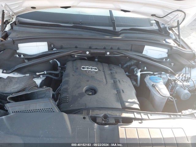 Audi Q5 2.0t Premium 2017 WA1M2AFPXHA087783 Image 10