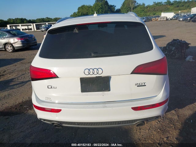 Audi Q5 2.0t Premium 2017 WA1M2AFPXHA087783 Image 16