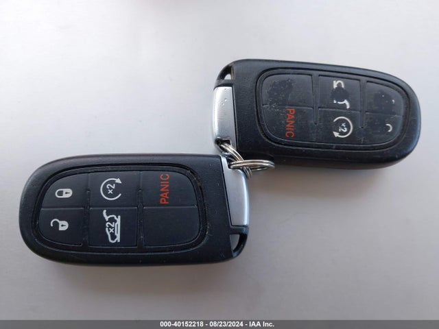 1C4PJLDB8KD438673 Jeep Cherokee Limited Fwd
