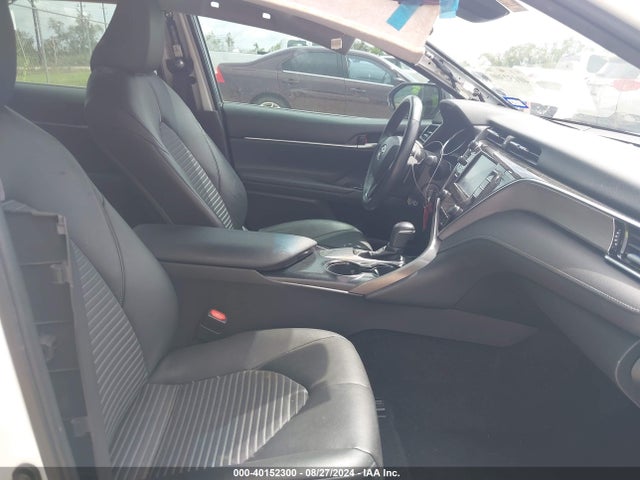 4T1B11HK5JU500498 Toyota CAMRY SE