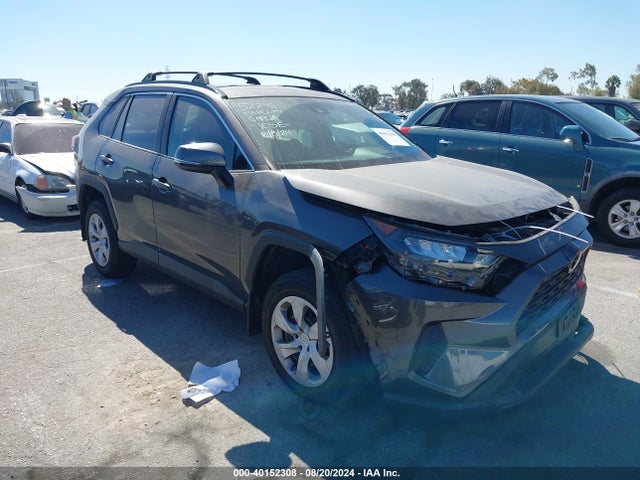 Toyota RAV4 LE 2019 2T3K1RFV5KW004492 главное изображение