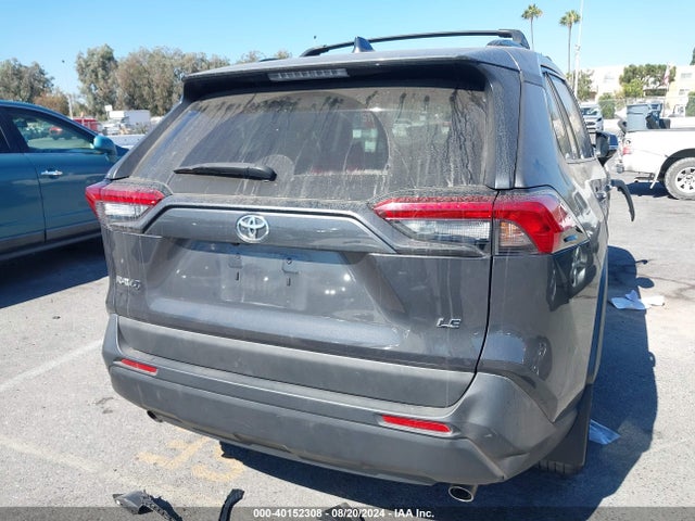 Toyota RAV4 LE 2019 2T3K1RFV5KW004492 Image 16