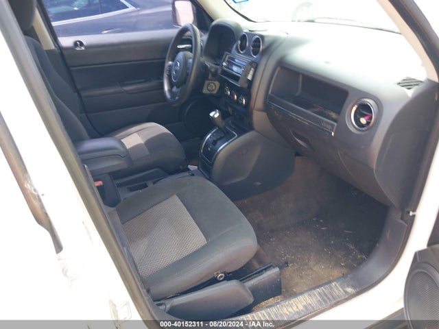 Jeep Patriot Altitude 2014 1C4NJPBA8ED674642 Image 5