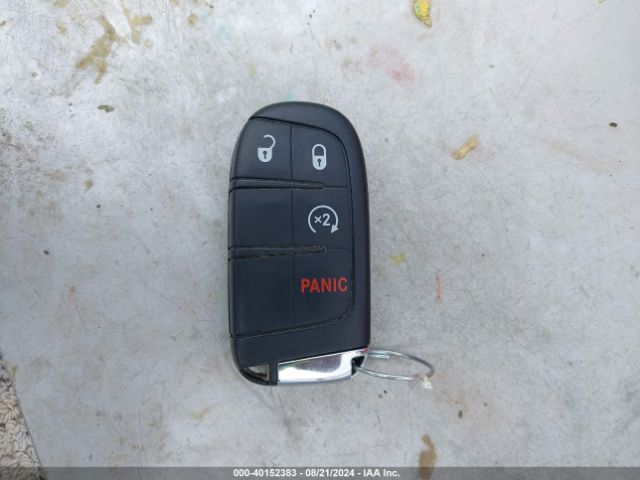 3C4NJCBB5JT134042 Jeep Compass Latitude Fwd