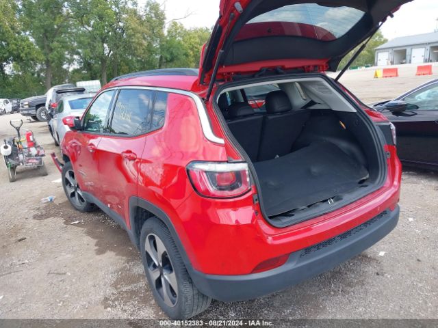 3C4NJCBB5JT134042 Jeep Compass Latitude Fwd