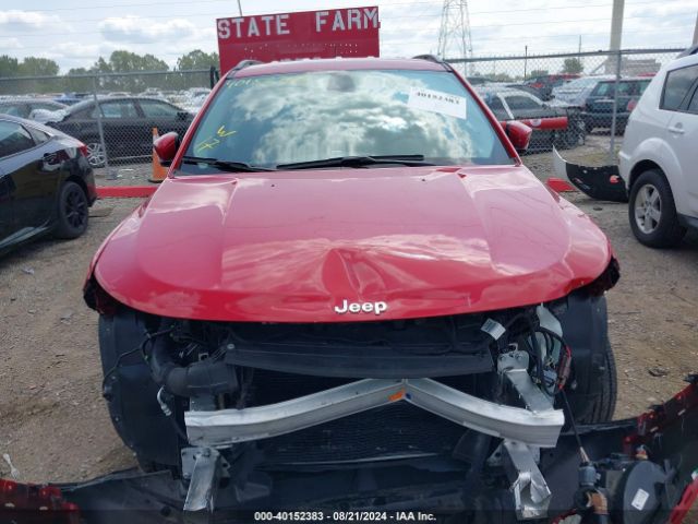 3C4NJCBB5JT134042 Jeep Compass Latitude Fwd