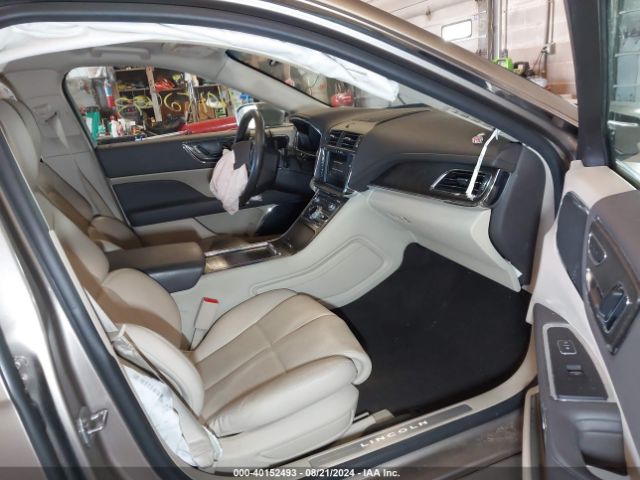 1LN6L9TK3K5607594 Lincoln Continental Select