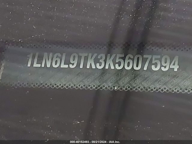 1LN6L9TK3K5607594 Lincoln Continental Select