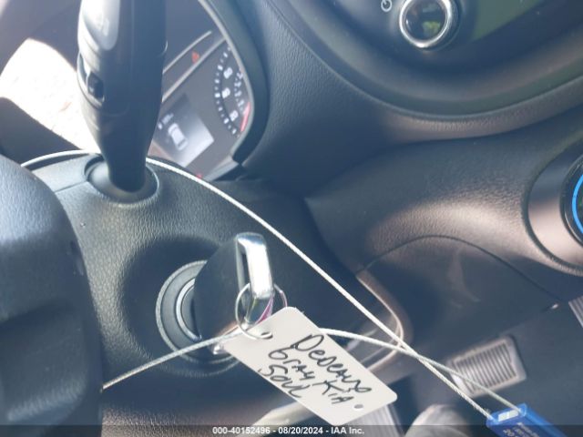 KNDJ23AUXN7806153 KIA SOUL LX