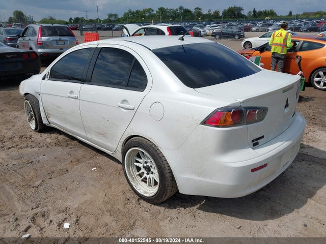 2017 MITSUBISHI LANCER JA32V2FWXHU002309 Photo 2