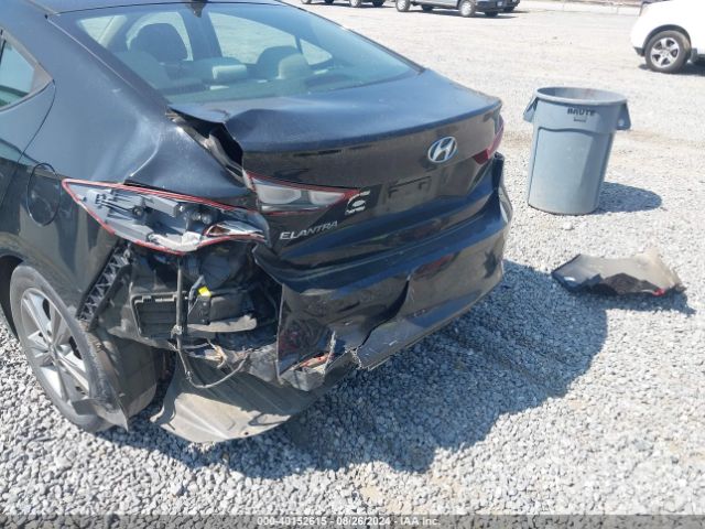 KMHD84LFXHU174532 Hyundai ELANTRA SE