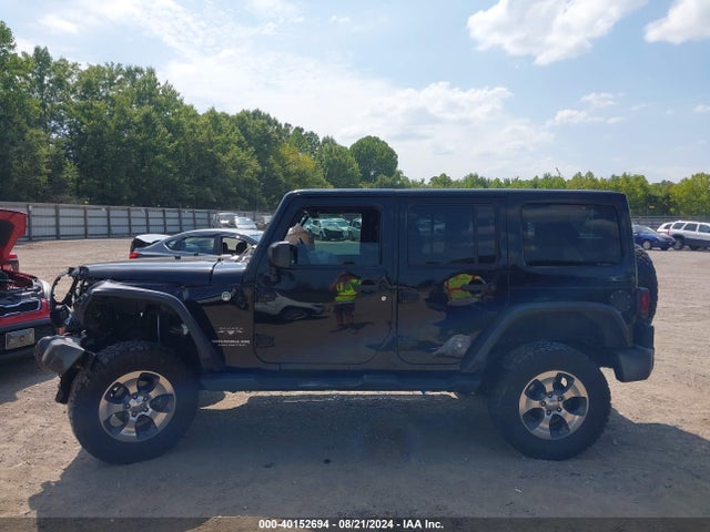 1C4BJWEG4HL516421 Jeep Wrangler Unlimited Sahara 4x4