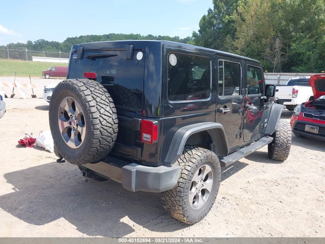 1C4BJWEG4HL516421 Jeep Wrangler Unlimited Sahara 4x4
