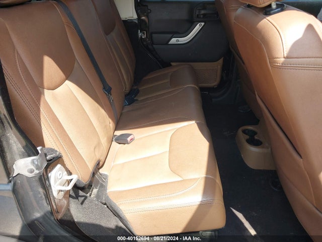 1C4BJWEG4HL516421 Jeep Wrangler Unlimited Sahara 4x4