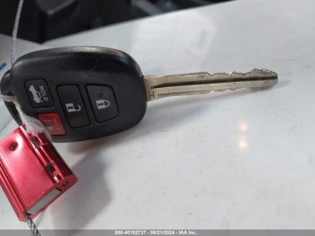 Toyota COROLLA SE 2017 5YFBURHEXHP653387 Image 11