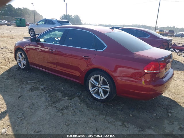 1VWBV7A38FC083600 Volkswagen Passat 2.0l Tdi Se