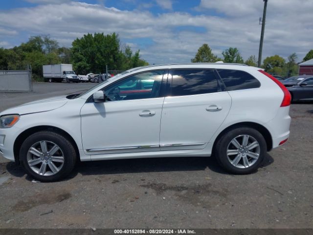 YV440MRUXH2222525 Volvo Xc60 T5 Inscription