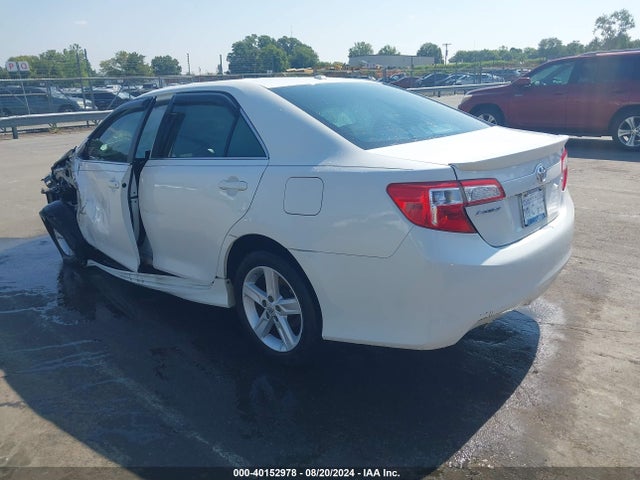 Toyota CAMRY SE 2014 4T1BF1FK6EU833805 Image 3