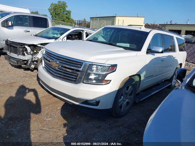 Chevrolet Suburban Premier 2017 1GNSKJKC1HR148284 Image 2