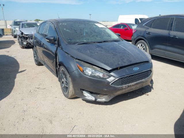 1FADP3M21JL321335 Ford FOCUS SEL