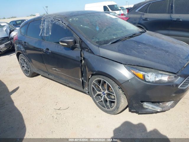 1FADP3M21JL321335 Ford FOCUS SEL
