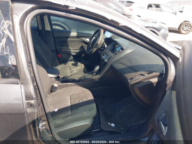 1FADP3M21JL321335 Ford FOCUS SEL