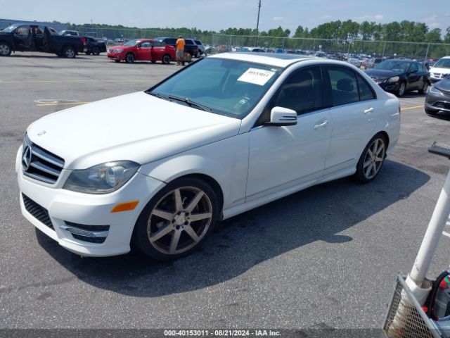 WDDGF4HB6EA924363 Mercedes-Benz C 250 Luxury/sport