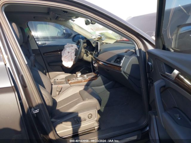WA1BNAFYXK2032775 Audi Q5 45 Premium