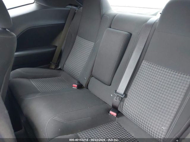 2C3CDZAG4NH207189 Dodge Challenger Sxt