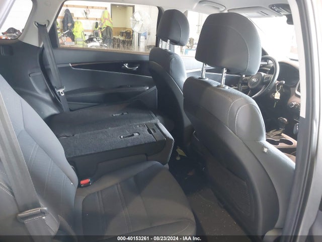 KIA Sorento 2.4l Lx 2017 5XYPGDA32HG321666 Image 8