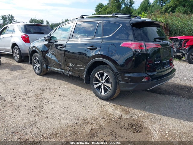 Toyota Rav4 Xle 2017 2T3RFREV1HW673501 Image 3