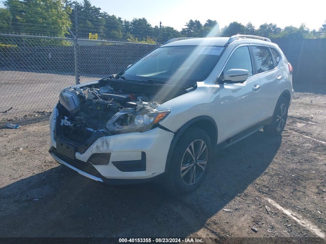 Nissan ROGUE SV 2019 JN8AT2MV8KW384420 Image 2