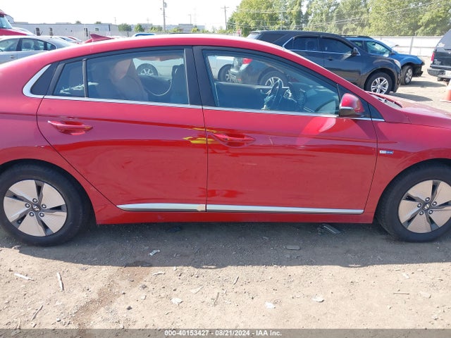 KMHC75LC0LU242629 Hyundai Ioniq Hybrid Se