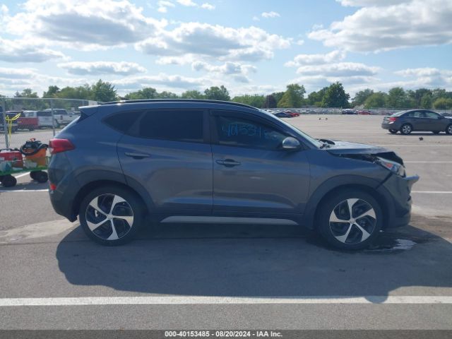 KM8J3CA23JU638892 Hyundai Tucson Value