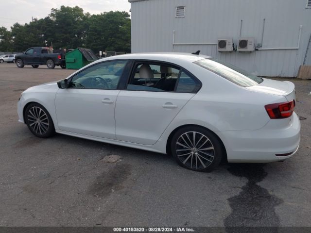 3VWD17AJ7GM301318 Volkswagen Jetta 1.8t Sport
