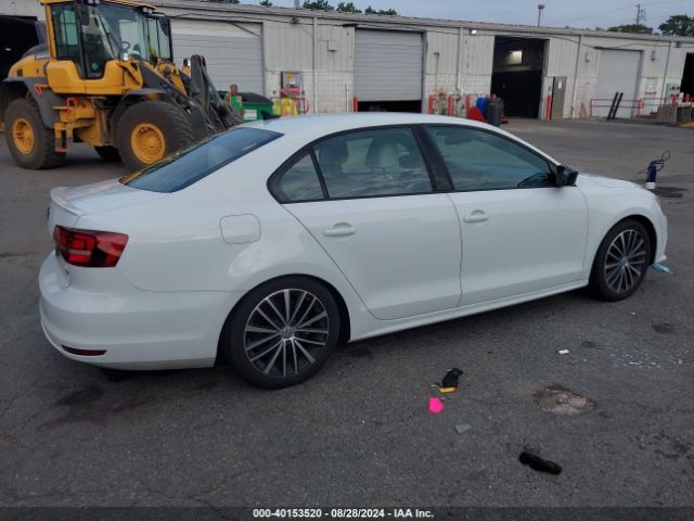 3VWD17AJ7GM301318 Volkswagen Jetta 1.8t Sport