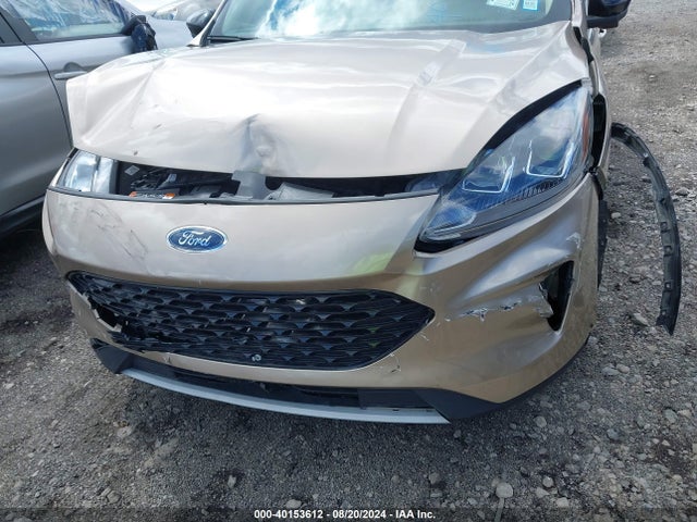 1FMCU9BZ2LUB13152 Ford Escape Se Sport Hybrid