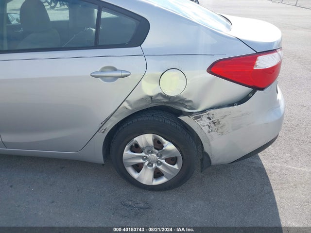KIA FORTE LX 2015 KNAFK4A62F5390879 Image 6