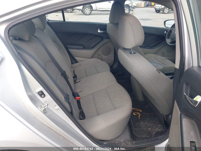 KIA FORTE LX 2015 KNAFK4A62F5390879 Image 8