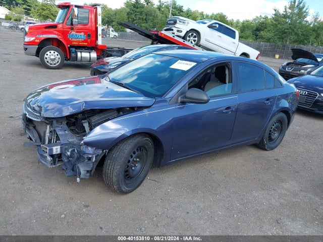Chevrolet Cruze Ls Auto 2014 1G1PA5SH0E7172094 Image 2