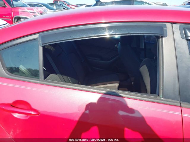 KNAFX4A66F5318648 KIA FORTE LX