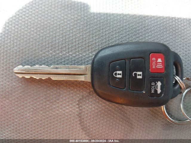 Toyota COROLLA LE 2016 2T1BURHE1GC555847 Image 11