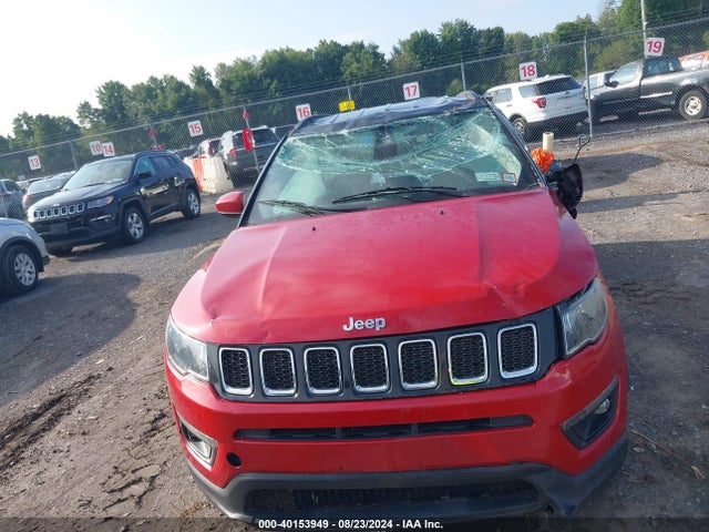3C4NJCBB1JT233635 Jeep Compass Latitude Fwd