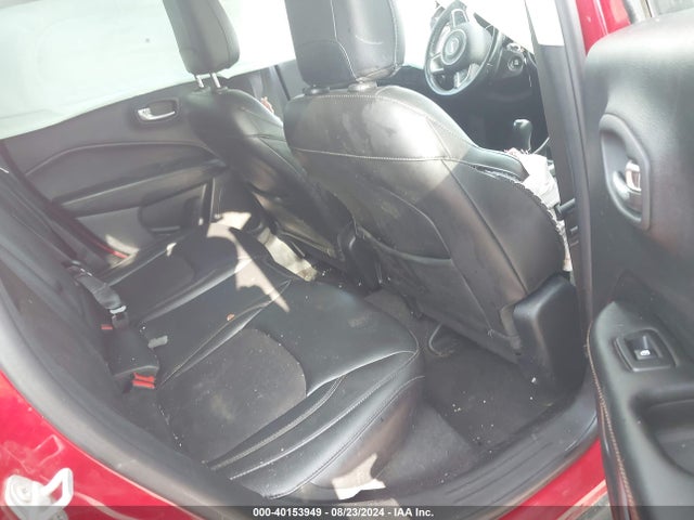 3C4NJCBB1JT233635 Jeep Compass Latitude Fwd