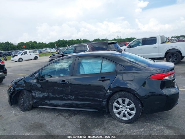 Toyota COROLLA LE 2020 5YFEPRAE2LP056001 Image 14