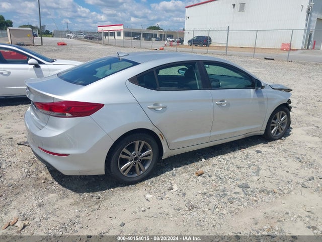 Hyundai ELANTRA SE 2017 5NPD84LF3HH062959 Image 4